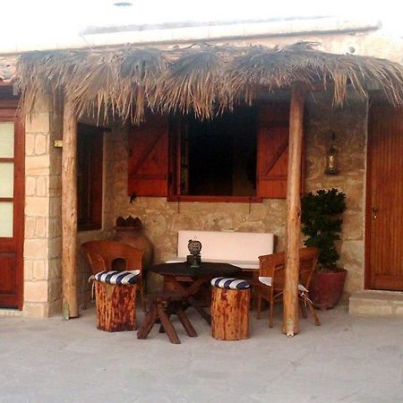 Simona Stone House Villa Polis ห้อง รูปภาพ