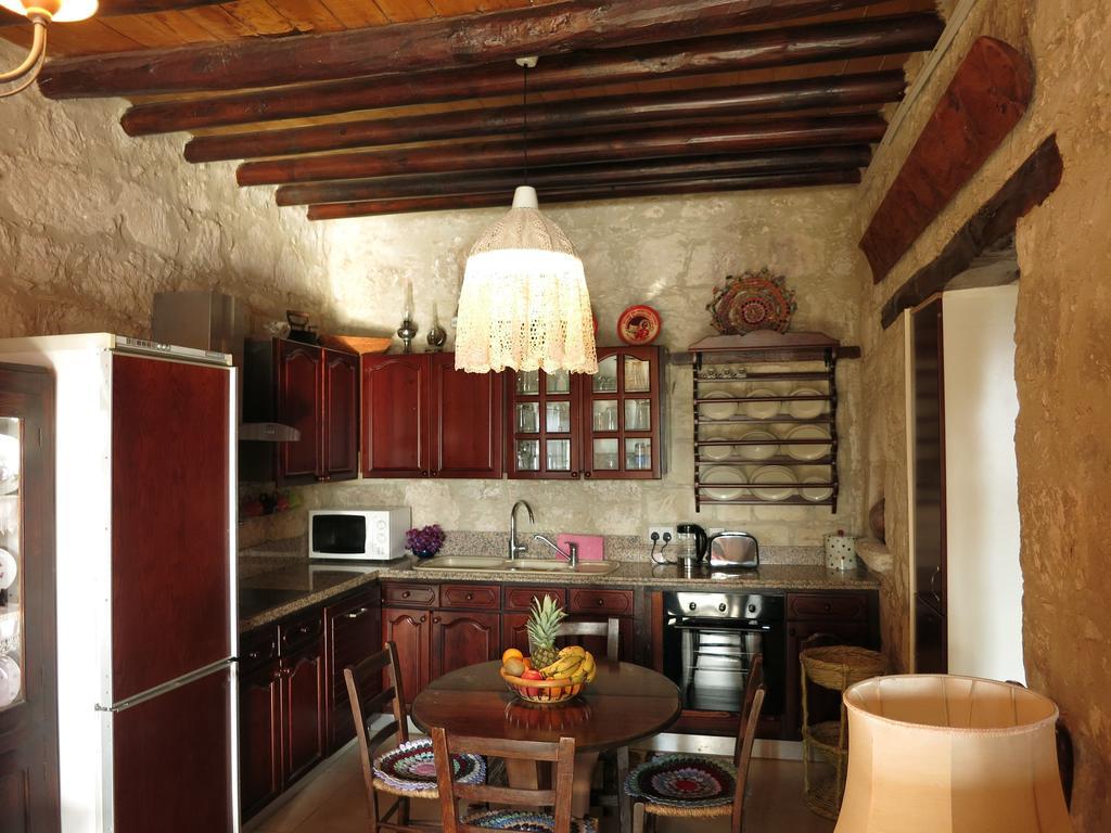 Simona Stone House Villa Polis ห้อง รูปภาพ